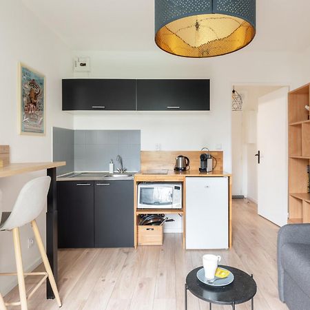 Studio Centre-Ville Avec Terrasse Et Parking Securise Gratuit Nantes Bagian luar foto